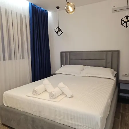 Ardit Seaside Rooms Sarandë Buitenkant foto