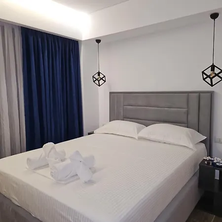 Ardit Seaside Rooms Sarandë Buitenkant foto