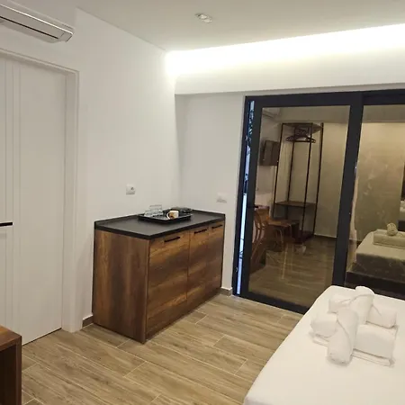 Ardit Seaside Rooms Sarandë Buitenkant foto